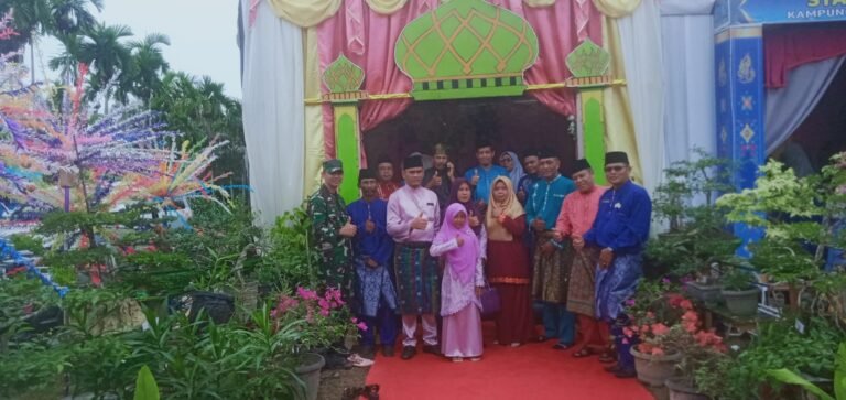 Ciri Khas Temusai Kampung Hijau Pamerkan Bonsay Tanaman Hias dan UMKM Masyarakat di Bazar MTQ ke-XIII Kecamatan Bungaraya