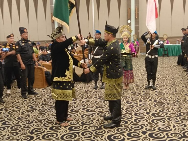 Pengukuhan dan Pelantikan Dewan Pimpinan Daerah Lembaga Laskar Melayu Bersatu (LLMB) Kota Pekanbaru