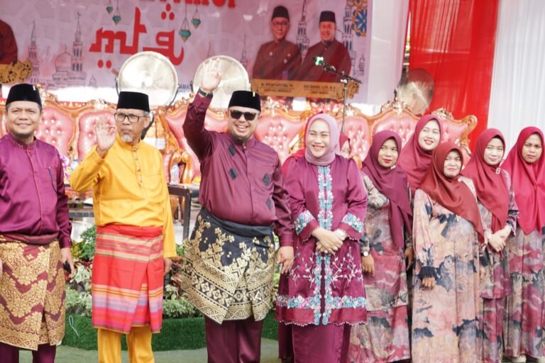 Ini Kemeriahan Pawai Ta’aruf MTQ ke-48 Tingkat Kecamatan Mandau