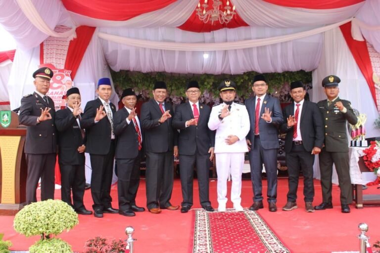 HUT RI 78 di Bathin Solapan Berlangsung Khidmat