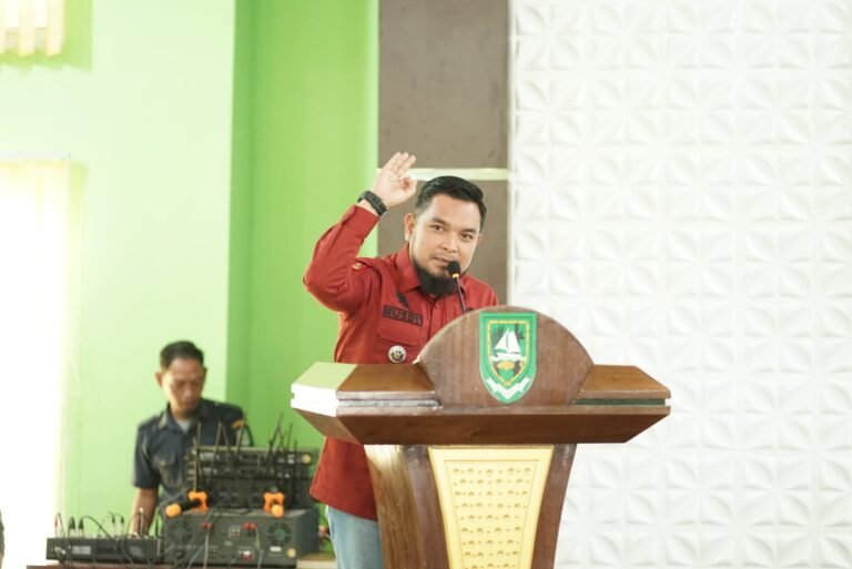 Gelar Resepsi Kenegaraan Bersama Paskibra, Camat Bathin Solapan Sampaikan Ini