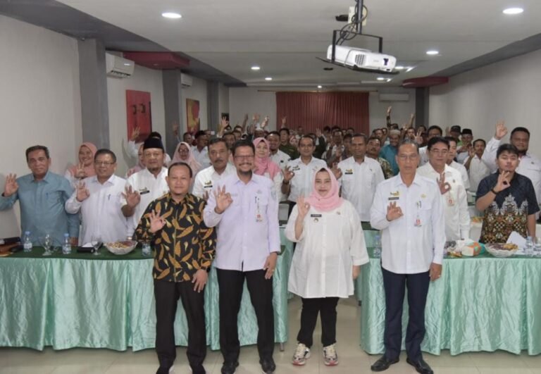 Bupati Bengkalis Seru Petani Sawit Segera Usulkan Bantuan Sarpas 2023