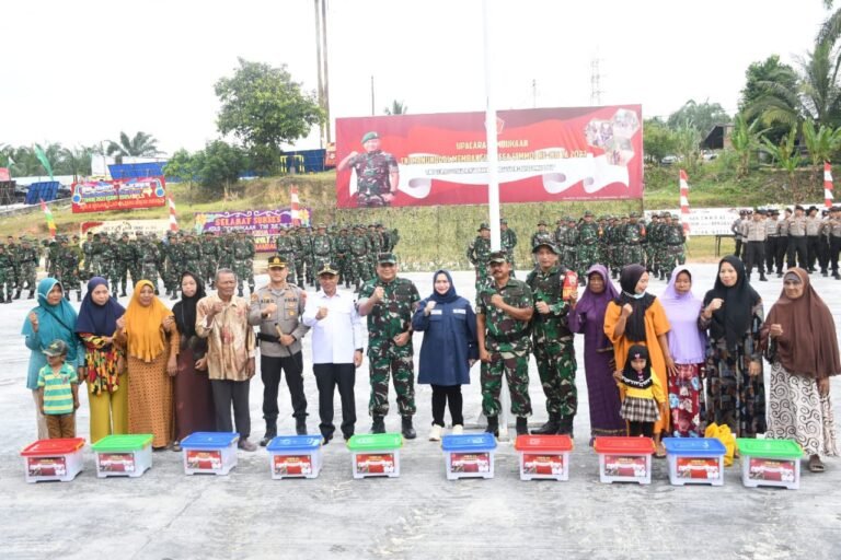 Pelaksanaan TMMD, Bupati Kasmarni Minta Warga Ikut Wujudkan Akselerasi Pembangunan