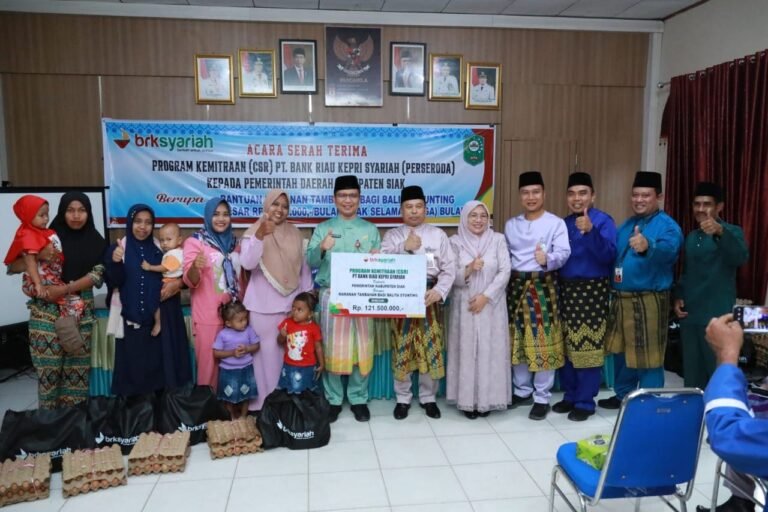 BRK Syariah Berikan Bantuan Makanan Tambahan Kepada Balita Stunting di Tumang Siak