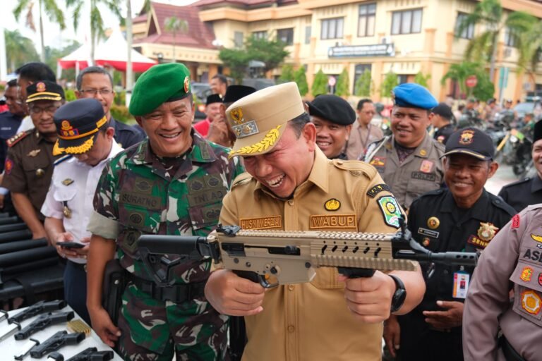 Polres, TNI dan Satpol PP Kabupaten Siak Gelar Apel Pasukan Serentak, Bukti Kesiapan Daerah Hadapi Pemilu 2024