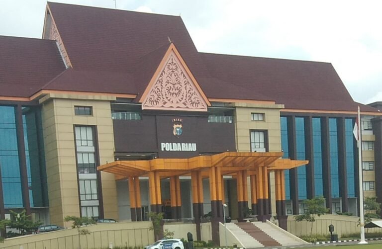 Mantan Kades Bunsur Inisial R dilaporkan ke Polda Riau, Terkait Dugaan Penerbitan SKT di Lahan TORA dan TCUN