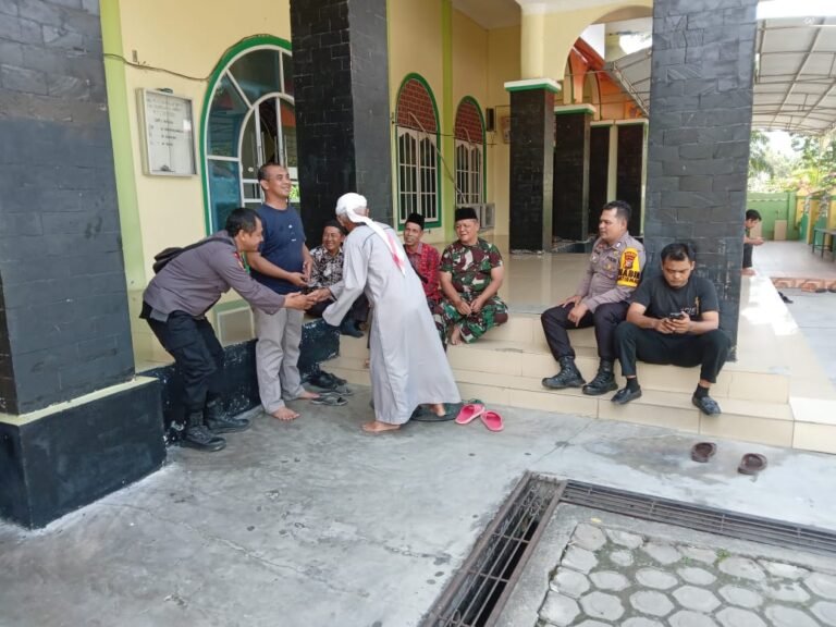 Gugah Hati Masyarakat, Polsek Siak Kecil Ajak Tangkal Hoaks Untuk Sukseskan Pemilu damai 2024