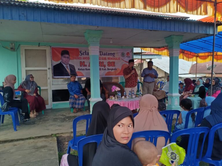 Reses di Duri Timur, H. Adri Serap Aspirasi Masyarakat Tentang Ini…