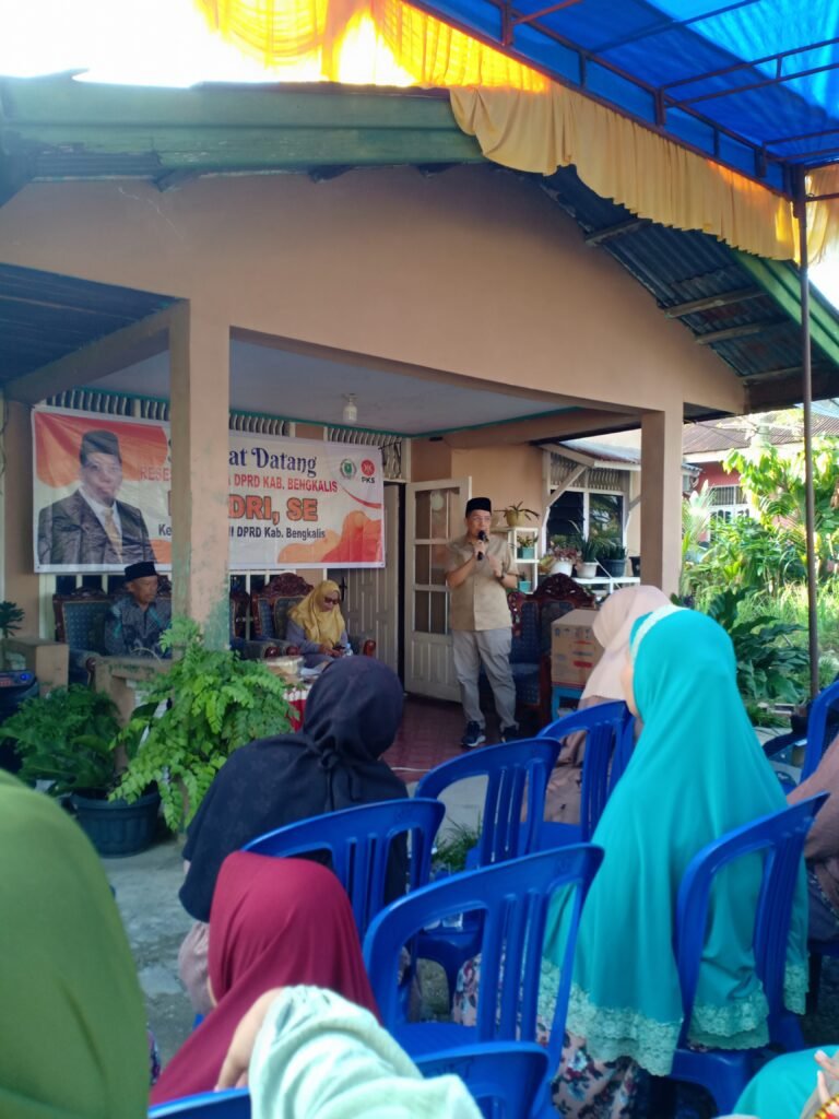 Reses H. Adri di Air Jamban Dipadati Warga
