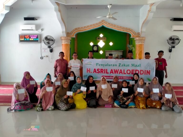 H.Asril Awaloeddin Salurkan Zakat Maal, Langsung ke “Mustahik”