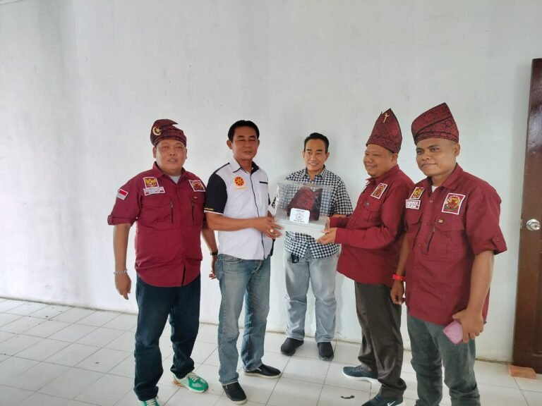 LSM-RSMBR Silaturahmi Ke Polsek Mandau, Ini Tujuannya