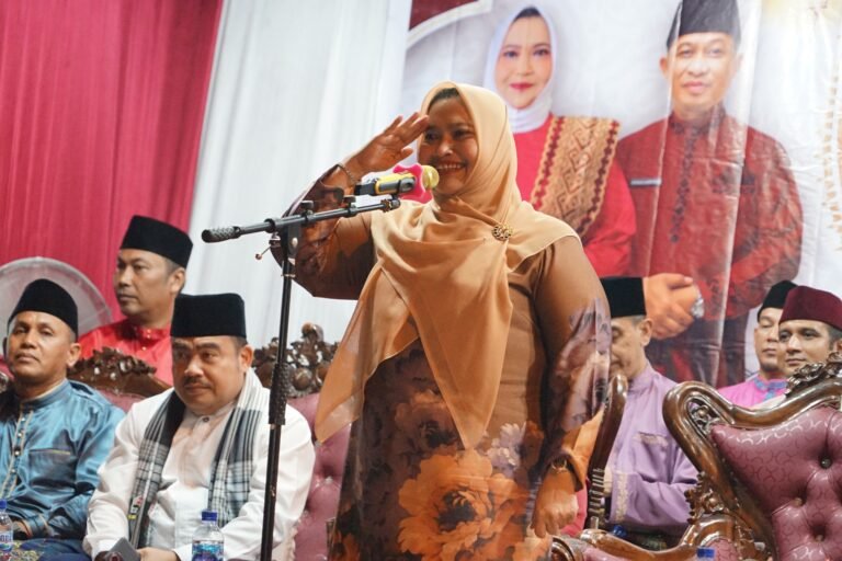 Bupati Bengkalis Lepas Pawai Obat Idul Adha Kecamatan Mandau