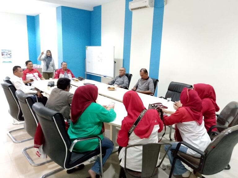 Pj Gubernur LIRA Riau Pimpin Rapat Kesiapan Muswil ke II