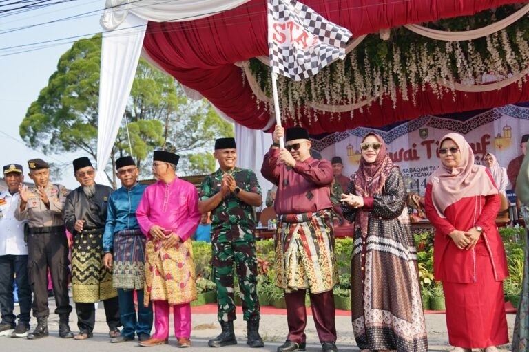 Ribuan Masyarakat Meriahkan Pawai Ta’aruf MTQ ke-49 Tingkat Kecamatan Mandau