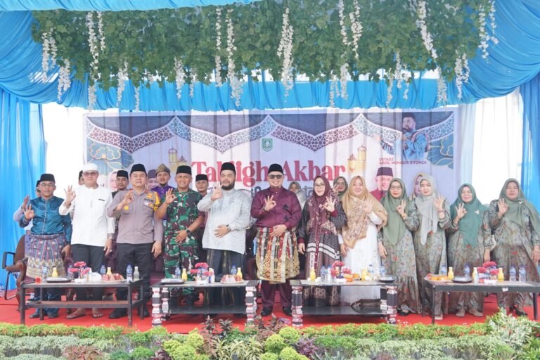 Ribuan Warga Padati Tabligh Akbar Tahun Baru Islam 1446H di Kecamatan Mandau