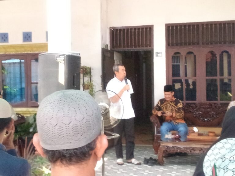 Cagub Riau Syamsuar Temu Ramah Dengan Warga Jalan Puma Duri