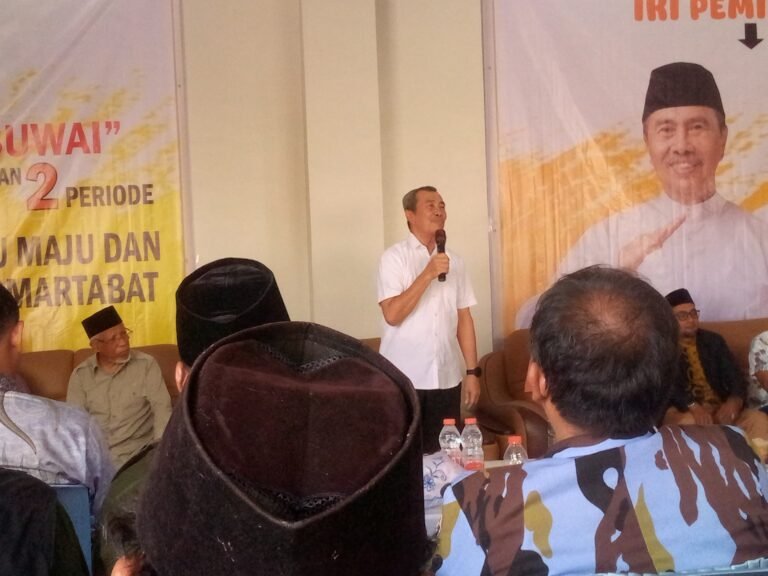 Hadir Di Bathin Solapan, Ini Yang Disampaikan Cagub Syamsuar Kepada Masyarakat