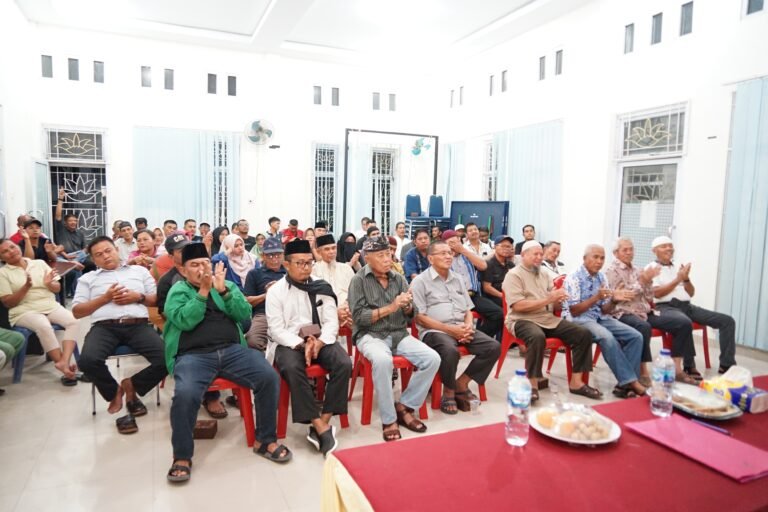 Camat Mandau Silaturahmi Besama Perangkat Kelurahan Gajah Sakti dan Balik Alam