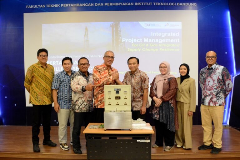 Pertamina Drilling Berikan Alat Bantu Laboratorium ITB, Ini Harapan Dirut Pertamina Drilling