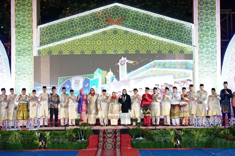 Bupati Bengkalis Lakukan Pembukaan MTQ ke-49 tingkat Kabupaten Bengkalis