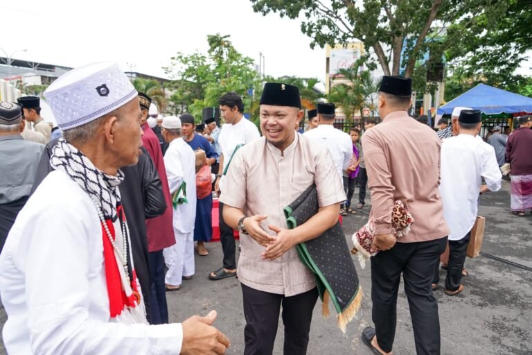 Camat Mandau Gelar Salat Ied 1 Syawal 1446 H dan Open House