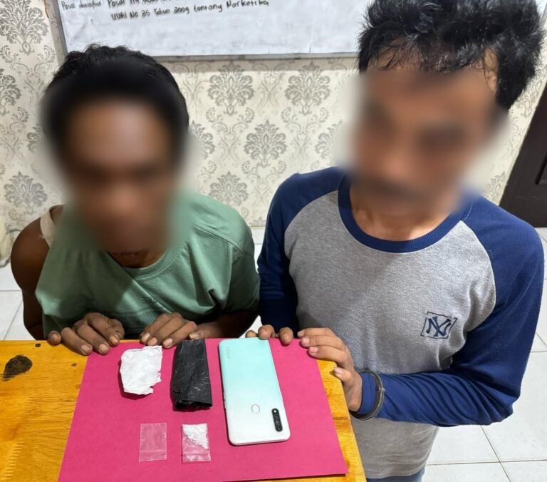 SATUAN NARKOBA POLRES SIAK RINGKUS DUA PELAKU PEREDARAN SABU DI PERAWANG