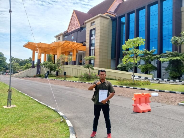 Dugaan Banyaknya Pengadaan yang Nyeleneh, Sekda Rohil di Laporkan Ke POLDA Riau