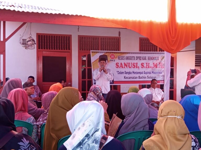 Reses di Perumnas Tambusai, Yung Sanusi Serap Aspirasi Warga Disini