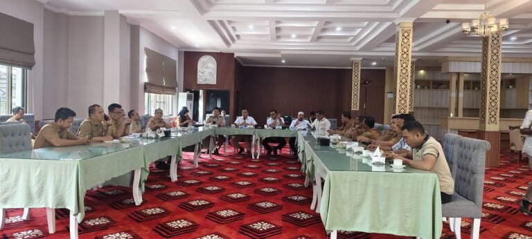 PT TKWL Kembali Mangkir dari RDP DPRD Siak, Komisi II Murka: “ Tak Hormat Sekali Kalian, Jangan Sampai Lewat Jam Dua!” 