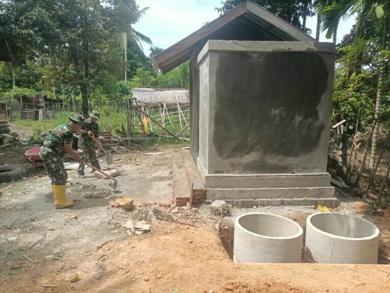 MCK Dayah Blang Cot Capai 85 Persen, Satgas TMMD ke-129 Kebut Pemasangan Septic Tank