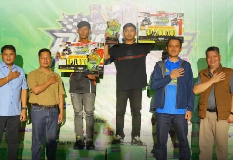PLT. Bupati Muklisin Tutup Drag Bike HUT Bhayangkara, Apresiasi Ajang Pembinaan Pembalap Muda